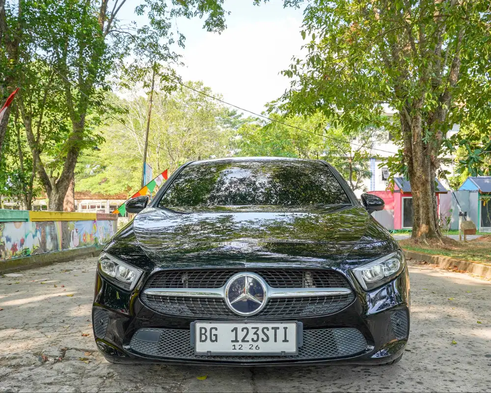 Mercedes Benz 2021 A200 Automatic