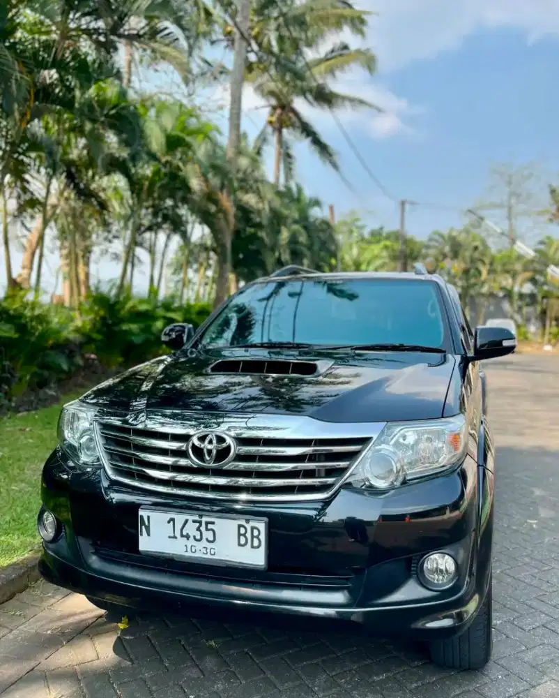 Fortuner VNT 2.5 G  AT 2013