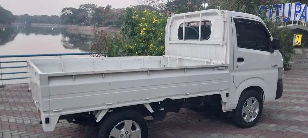 Suzuki Carry 2022 Bensin