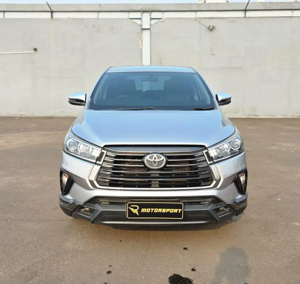 Toyota Innova Venturer Diesel 2021 low km record