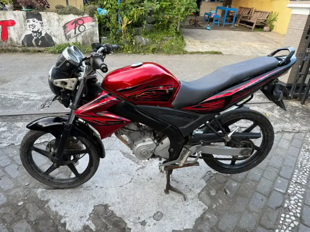 Yamaha Vixion thn 2009 plat AB Wonosari