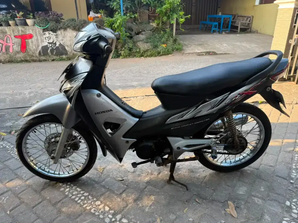 Fit x THN 2008 plat AB Bantul