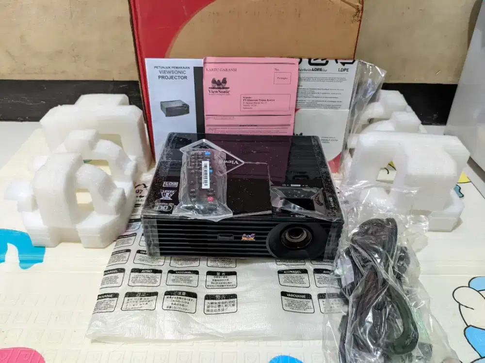 Proyektor viewsonic pjd5132
