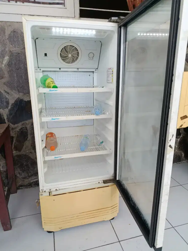 Jual kulkas showcase minuman polytron 140