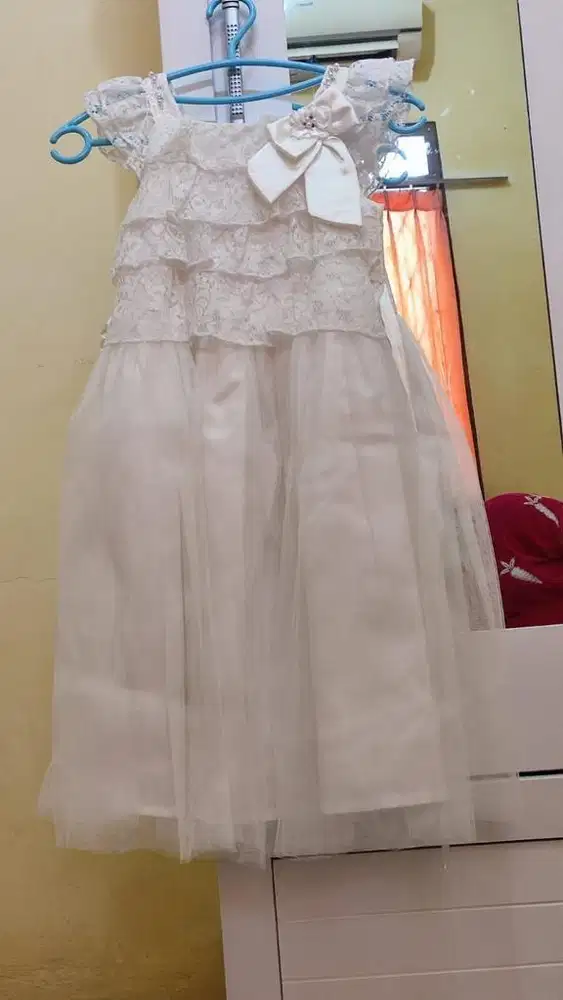 Preloved dress / gaun anak