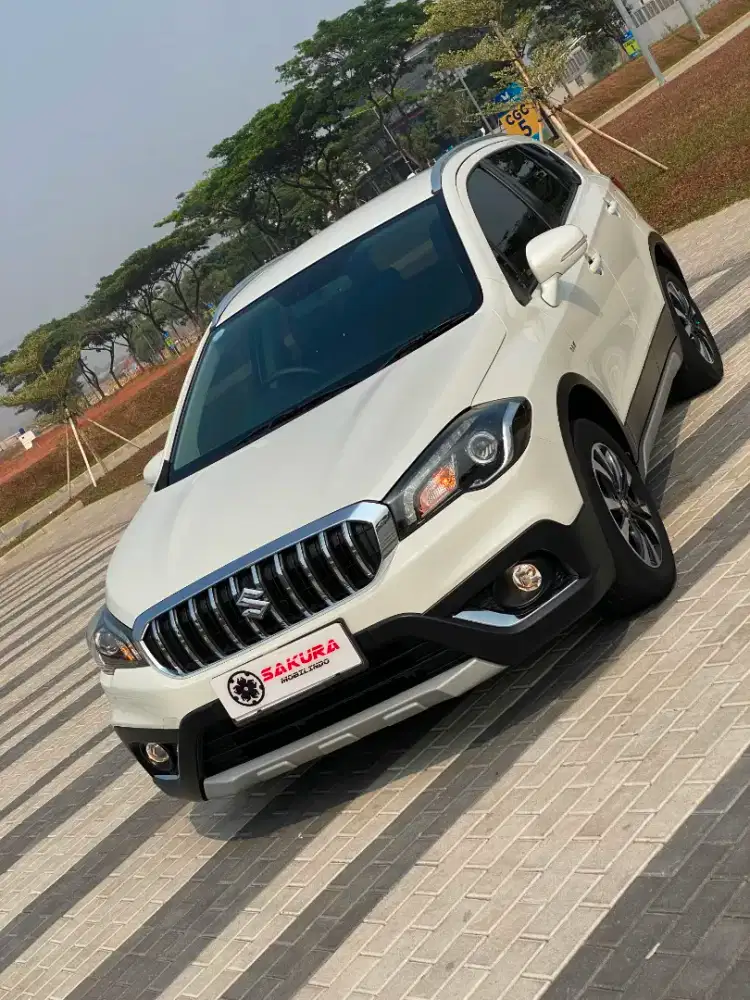 ( LOW ODO )SUZUKI SX4 CROSS AT 2018 
LOW KM