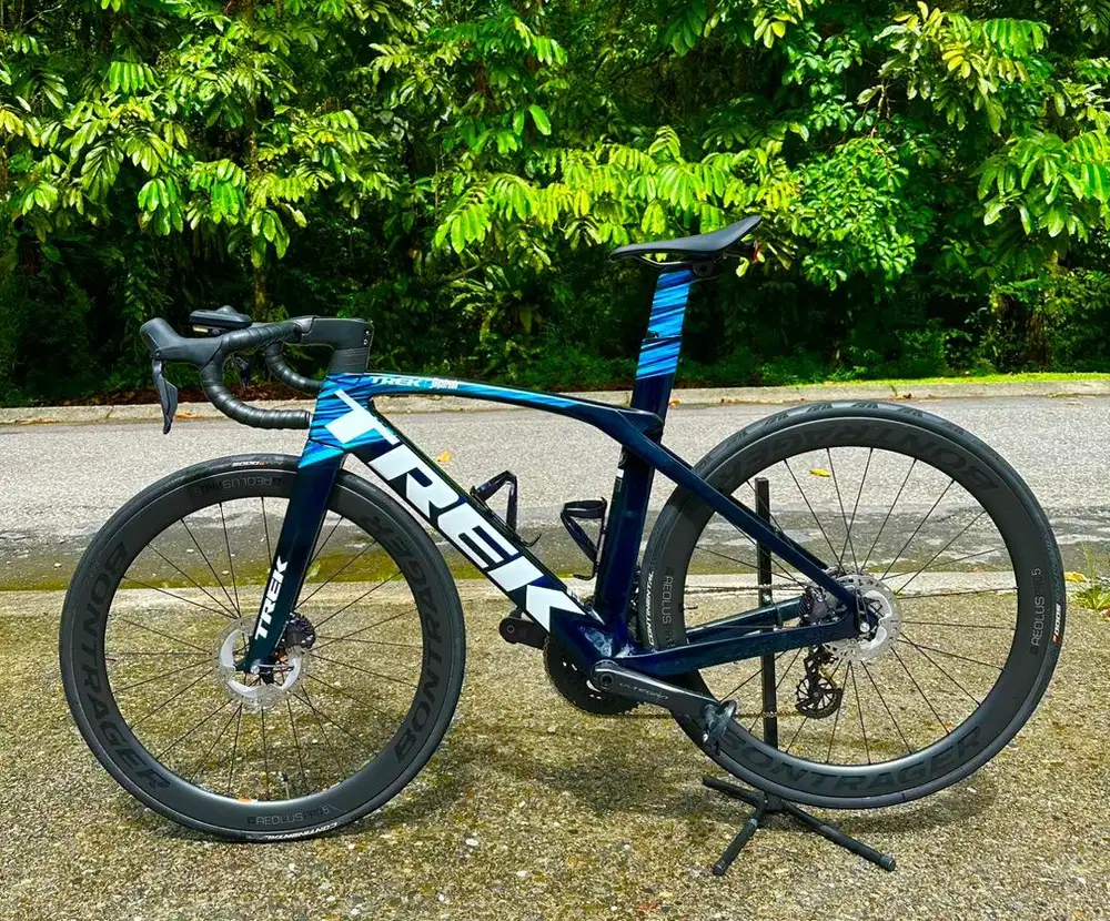 Trek Madone SLR 8 Segafredo Di2