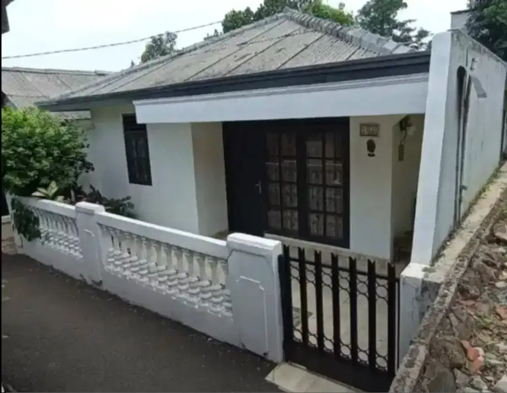 Dijual Rumah Luas Adem