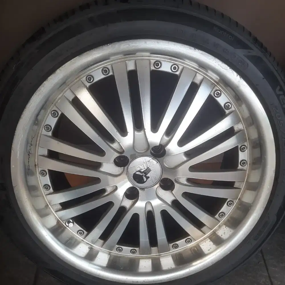 2nd Velg+Ban 205/45 R17