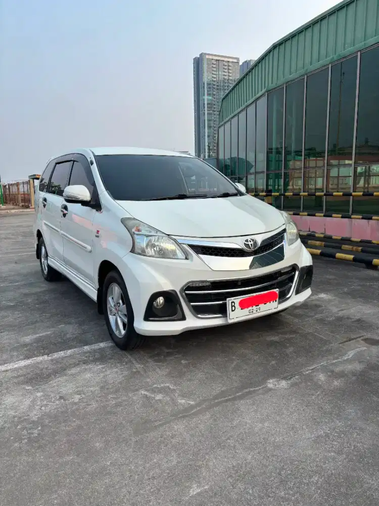 Toyota Veloz 1.5 AT 2014