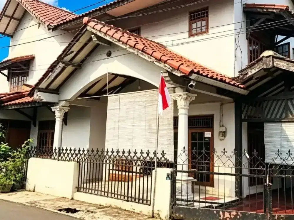 BEST DEAL! RUMAH LUAS DI KOMPLEK BALAI PUSTAKA RAWAMANGUN | 5+1 KT | 2,8 M NEGO