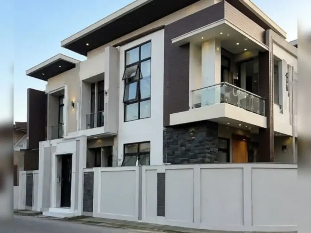 Rumah Baru Manyar Rejo