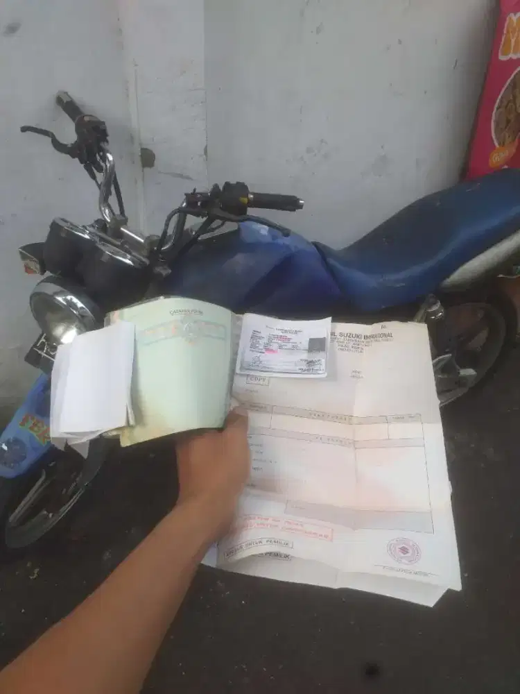 SUZUKI THUNDER 125 CC