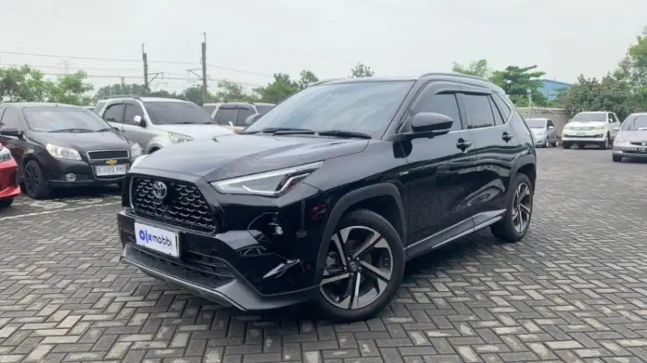 KM Rendah - Toyota Yaris Cross 1.5 S TSS Hybrid-AT 2023