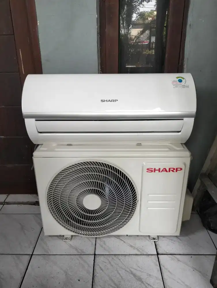 ac split 1/2 pk sharp dingin ful ori