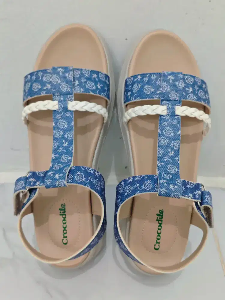 Sandal Anak Remaja Crocodile
