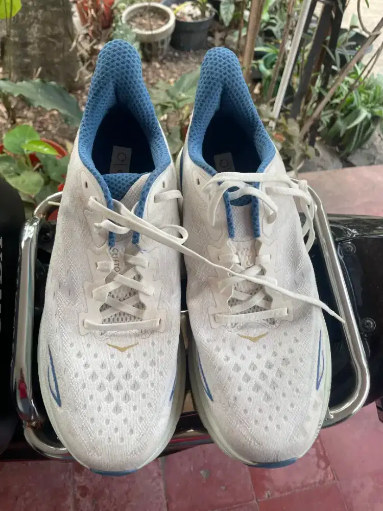 Running Shoes HOKA Clifton 9
