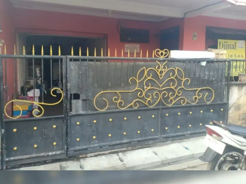 Rumah Griya Manukan Tandes SHM Hadap Selatan Siap Huni