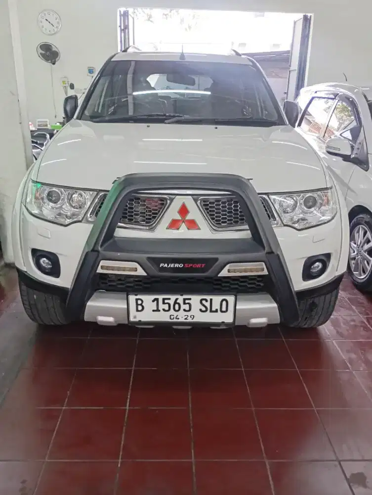 Mitsubishi Pajero 2.5 Dakar AT 4x4 2012 Putih