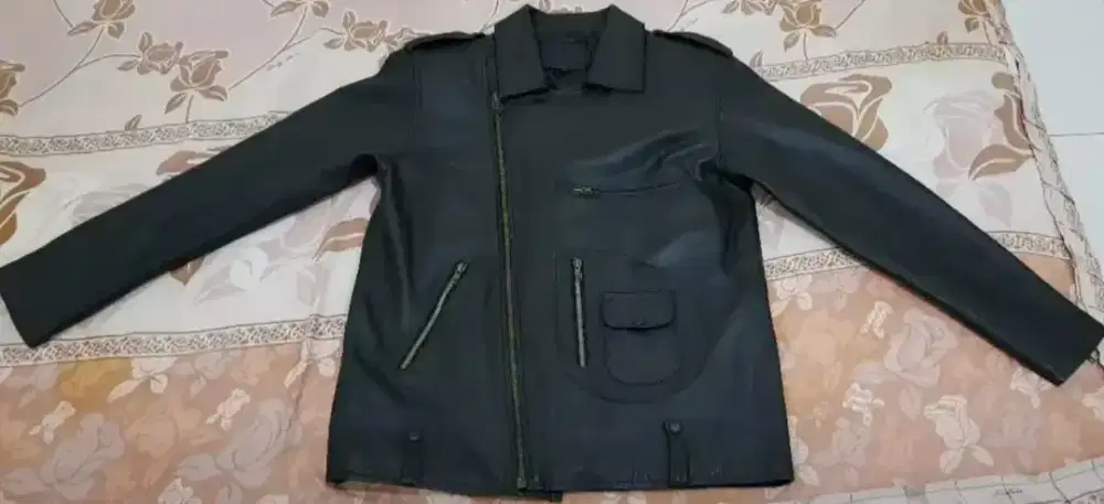 DIJUAL JAKET KULIT DOMBA ASLI