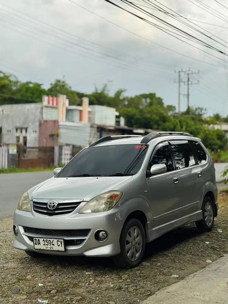 Dijual cepat!! Toyota Avanza Type S 2010 manual