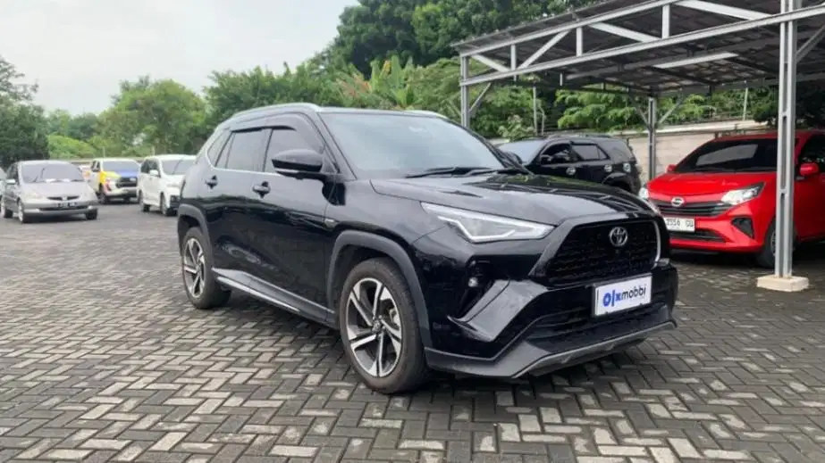 KM Rendah - Toyota Yaris Cross 1.5 S TSS Hybrid-AT 2023