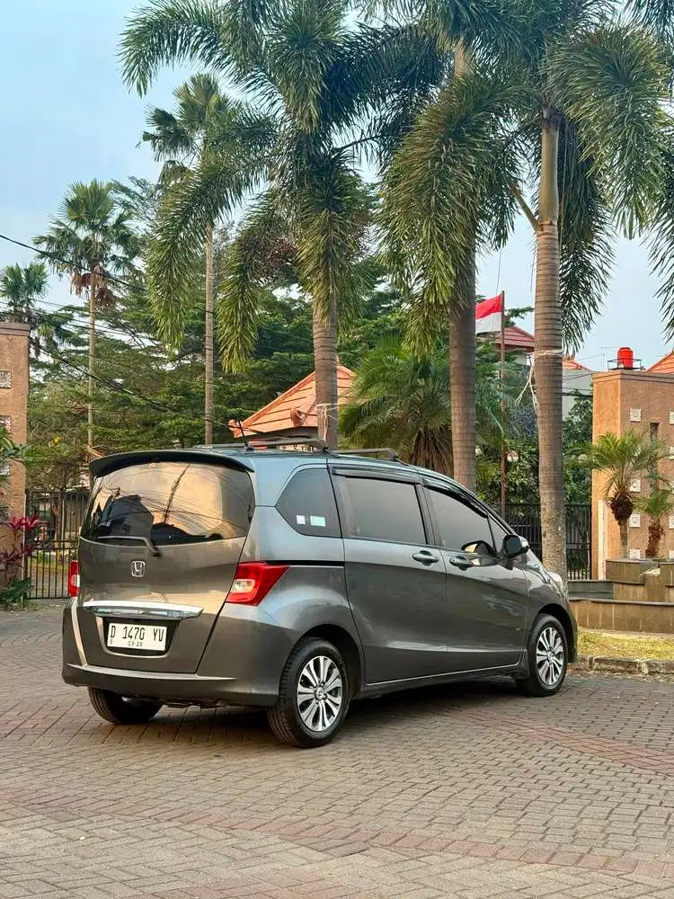 Honda Freed 2014 Bensin