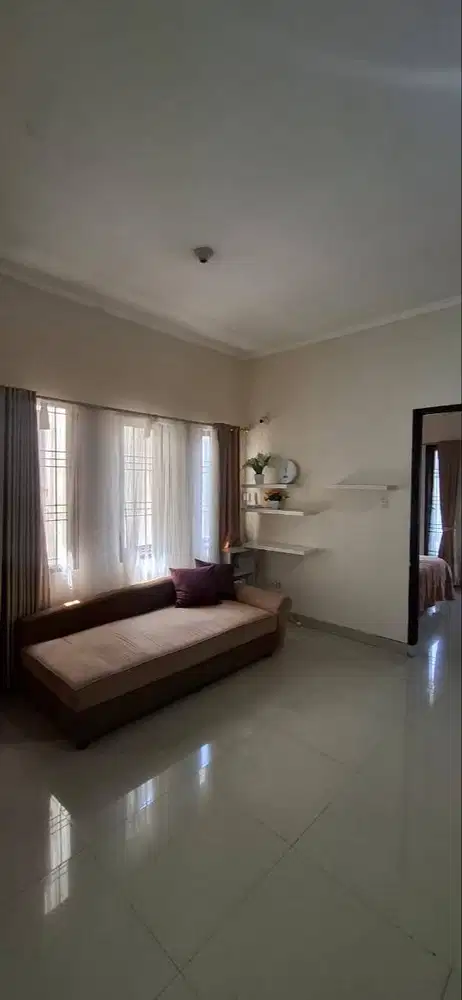 Disewakan Rumah Full Furnish Aman dan Nyaman di Buah batu Regency