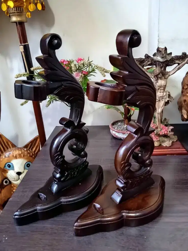 JAGRAK KERIS SATUAN KAYU JATI UKIR - barang antik