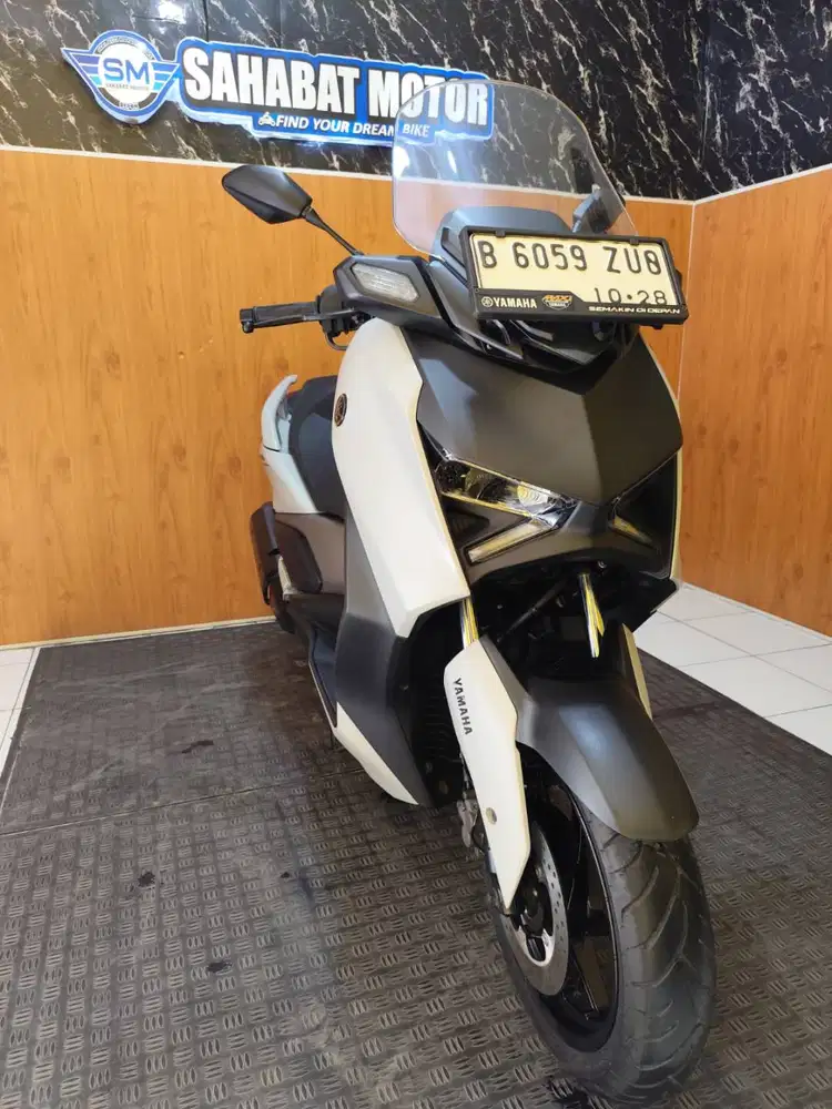 YAMAHA XMAX CONNECTED TH 2023