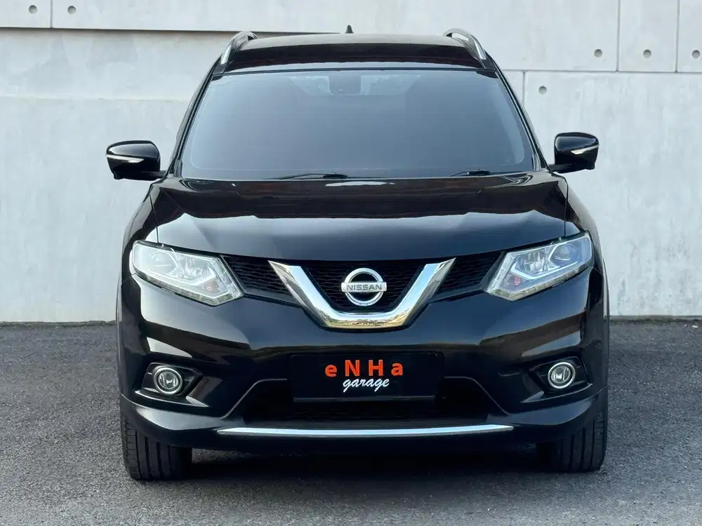 Dp 4 JT.. Nissan XTRAIL T32 2.5 A/T 2015.. eNHa garage Semarang..