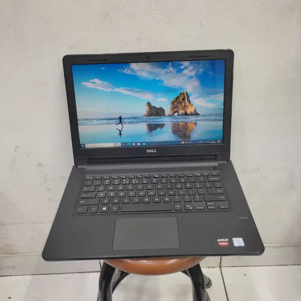 DELL VOSTRO 14 INTEL CORE i5-7200U RAM 4 GB SSD 128 GB