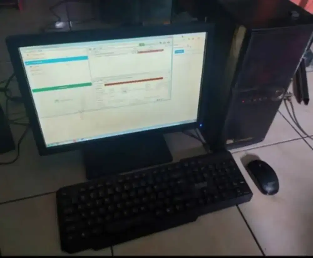 Set komputer ada minus