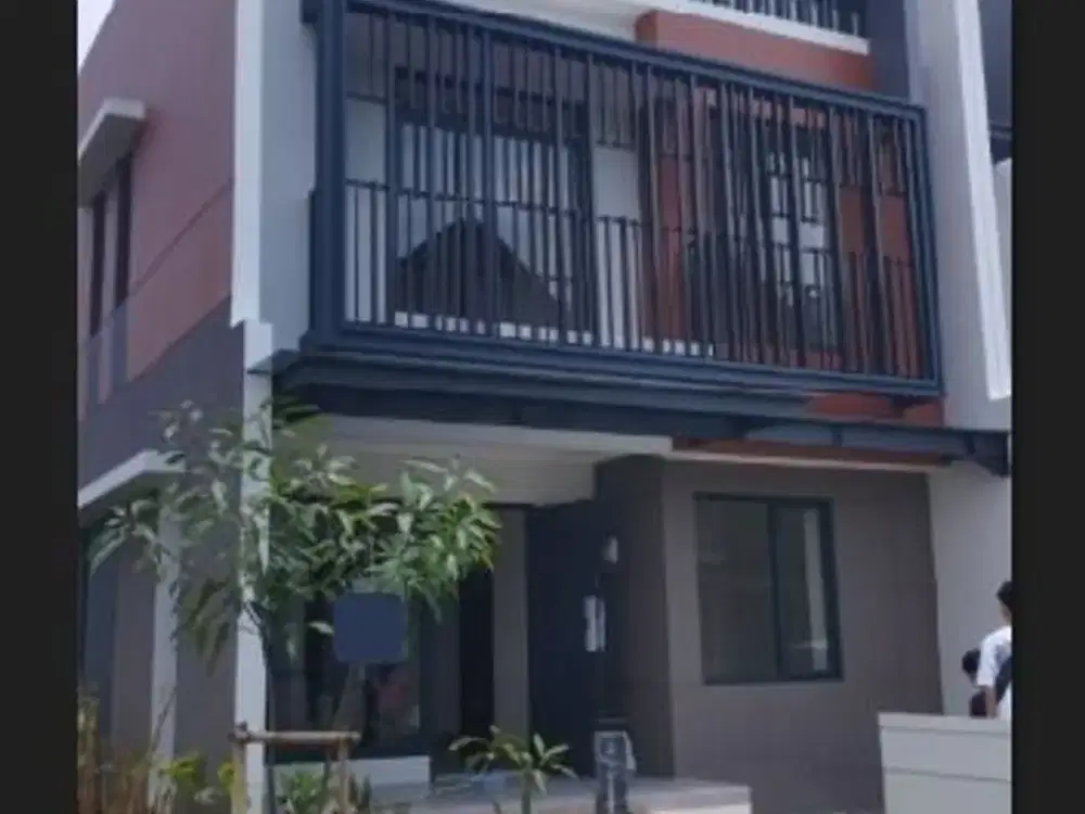 DISEWAKAN RUMAH POSISI HOEK DI CLUSTER LEONORA, GADING SERPONG
