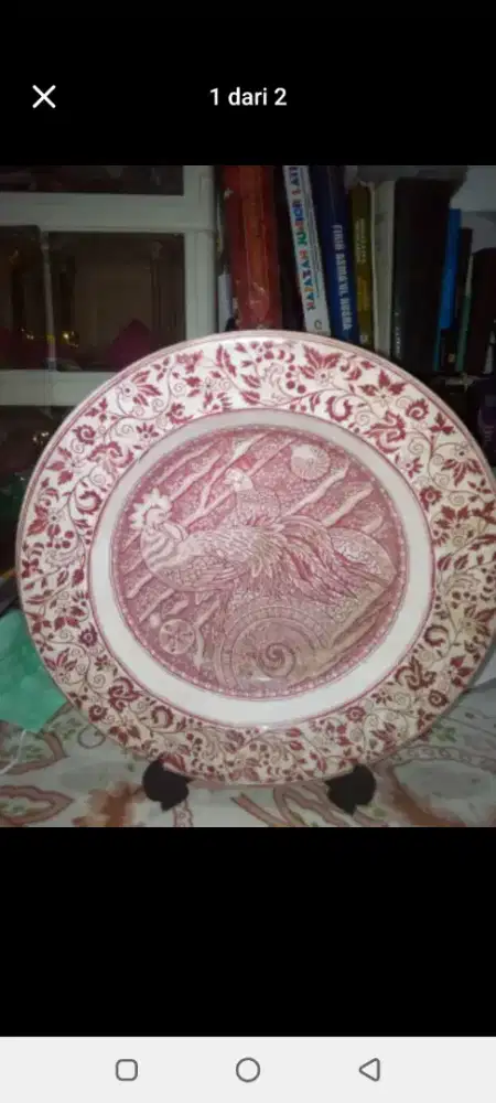 Piring antik warna merah ukuran 25cm