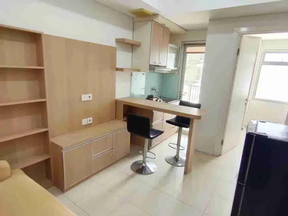 di sewakan apartemen green lake Sunter tipe 2 bedroom semi  furnish