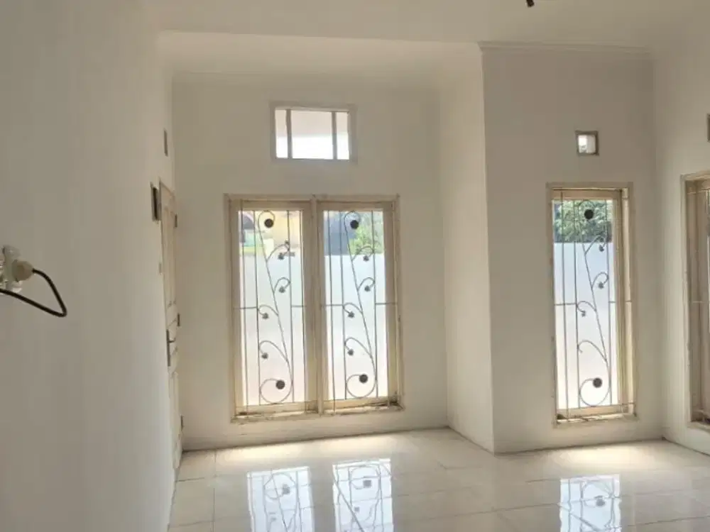 Rumah Hook LT 216m di Cluster Taman Sari Harapan Indah Bekasi