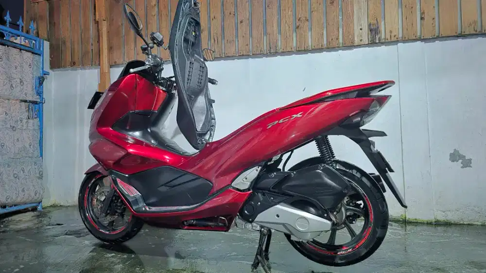 Dijual Saja. Honda Pcx 150 Merah