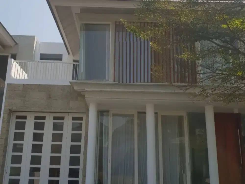 Nego Nego Rumah Semi Furnish di Greenlake Cluster Kaldera