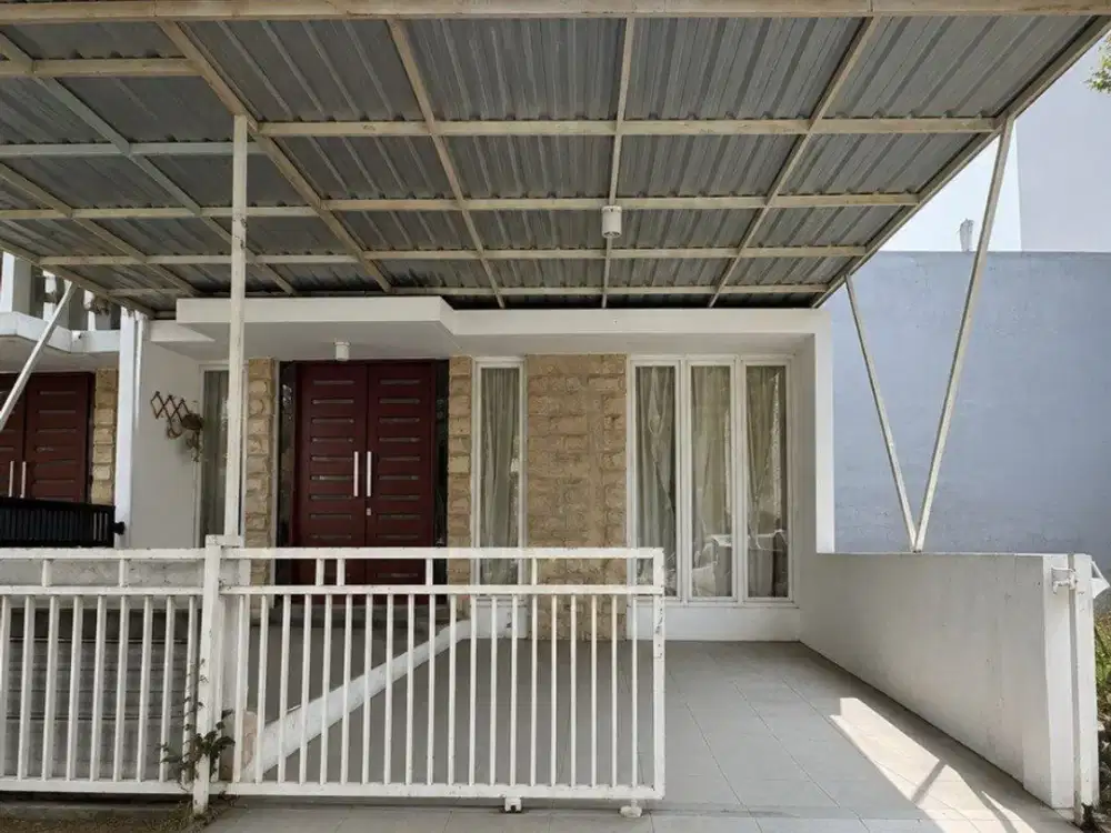 Disewakan Rumah 2 Lantai Furnish di Araya Malang Dekat BINUS (SI)