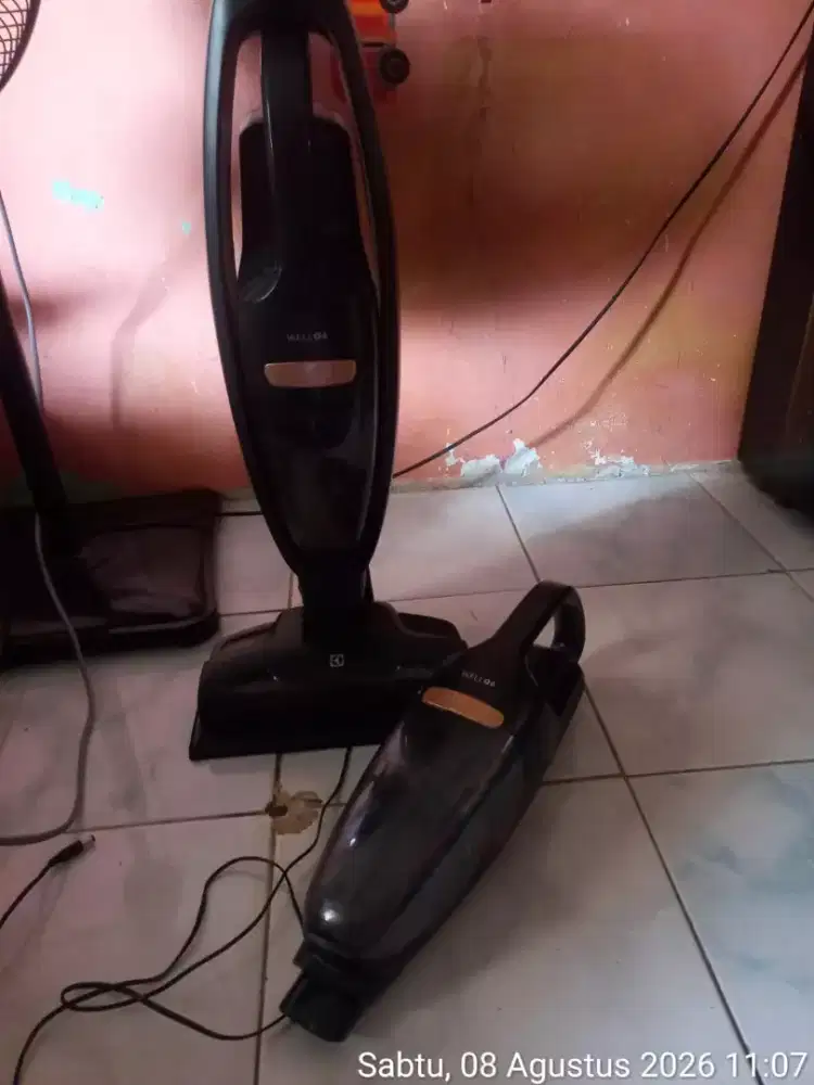 Kondisi rusak ada 2 mesin nya males beneriin