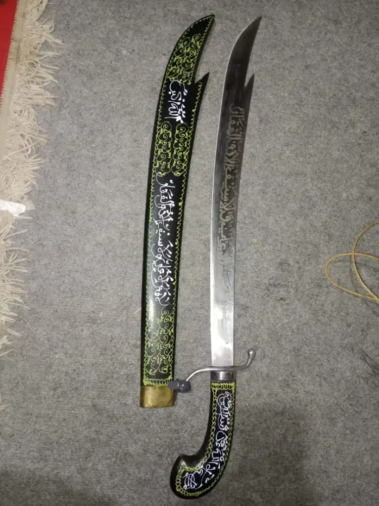 Pedang arab asli