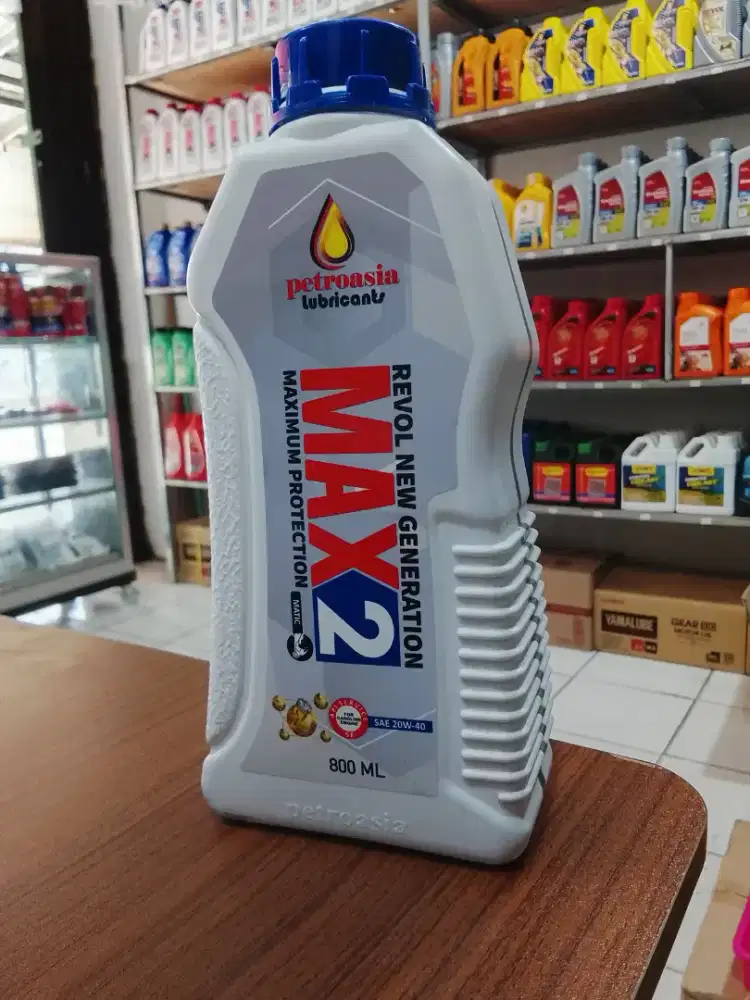 “Oli Motor 800ml – Cocok untuk Motor Harian”