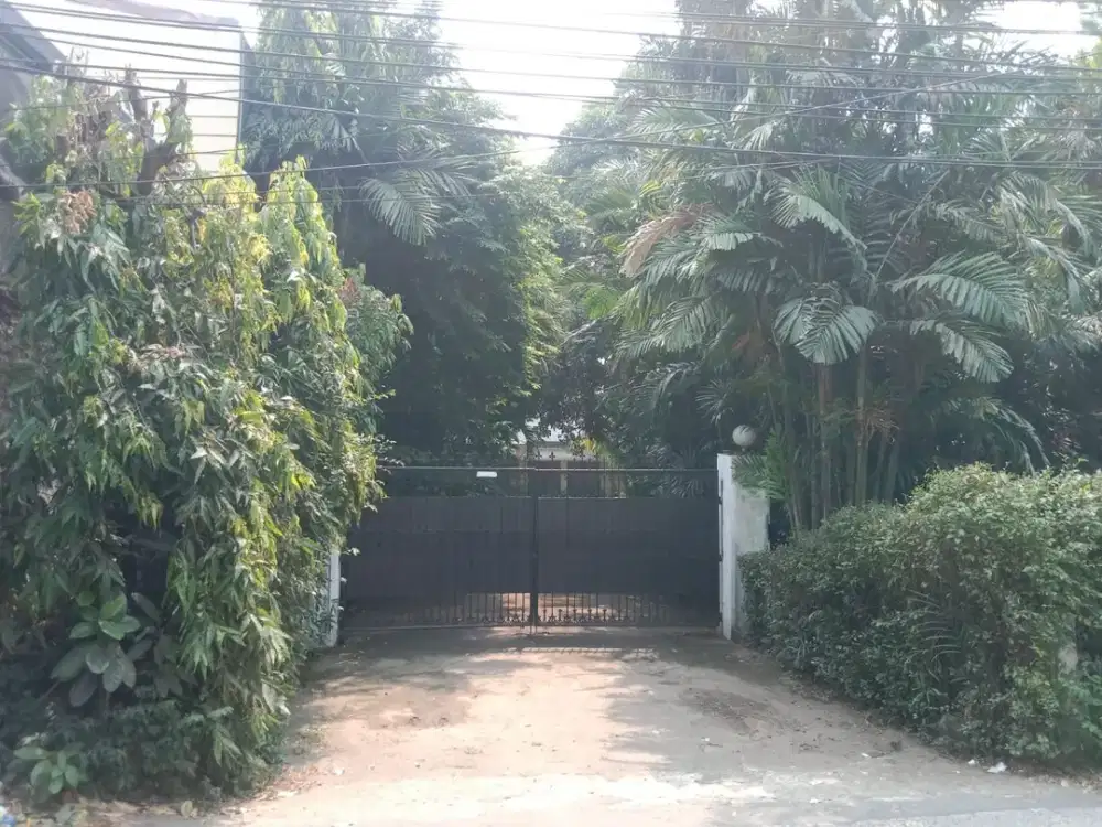 Rumah 2Lt di Puri Sakti Cipete Selatan Cilandak, Hanya 3 Menit Ke MRT