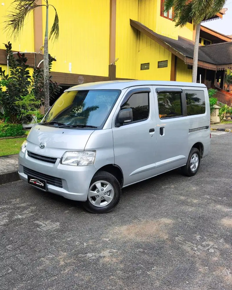 DAIHATSU GRANMAX MINIBUS TIPE D (SILVER) 1.3 MANUAL (2021)