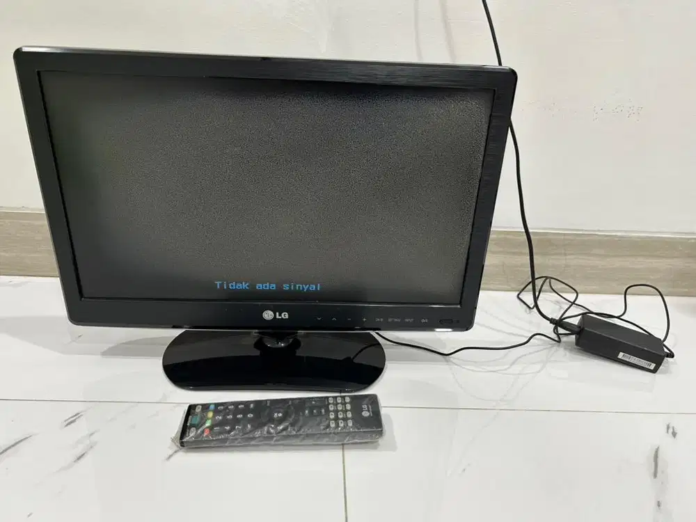 TV LCd  merk LG 17 inch