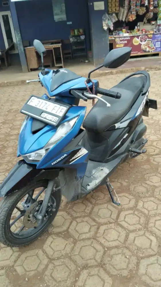Jasa antar jemput kerja atau sekolah driver wanita