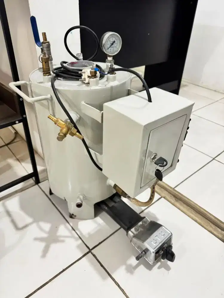 Dijual Boiler Strika 12L Baru