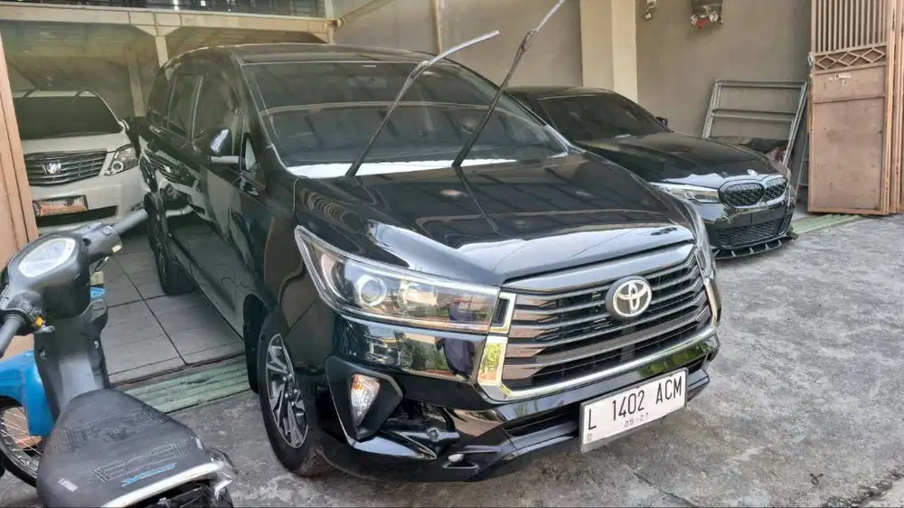 Innova Reborn 2.4 V A/T 2022