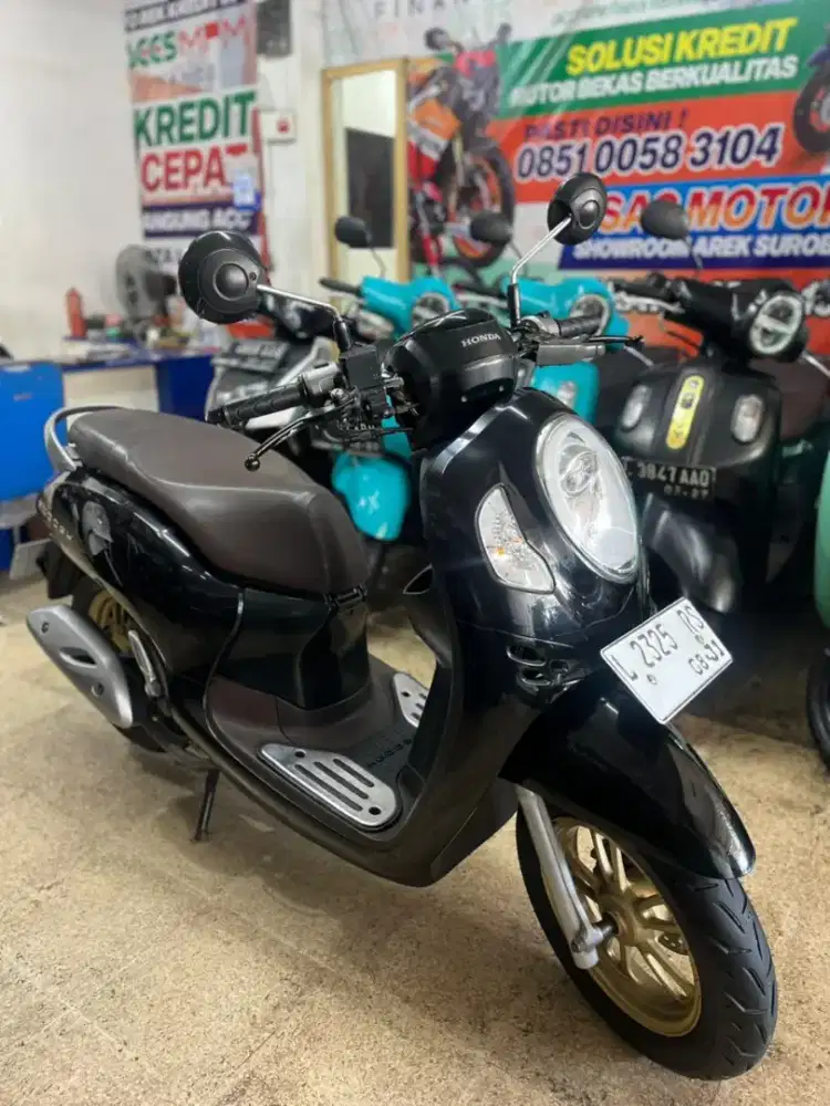 HONDA SCOOPY 2021 SAS MOTOR JL. BARATAJAYA 19 NO 5